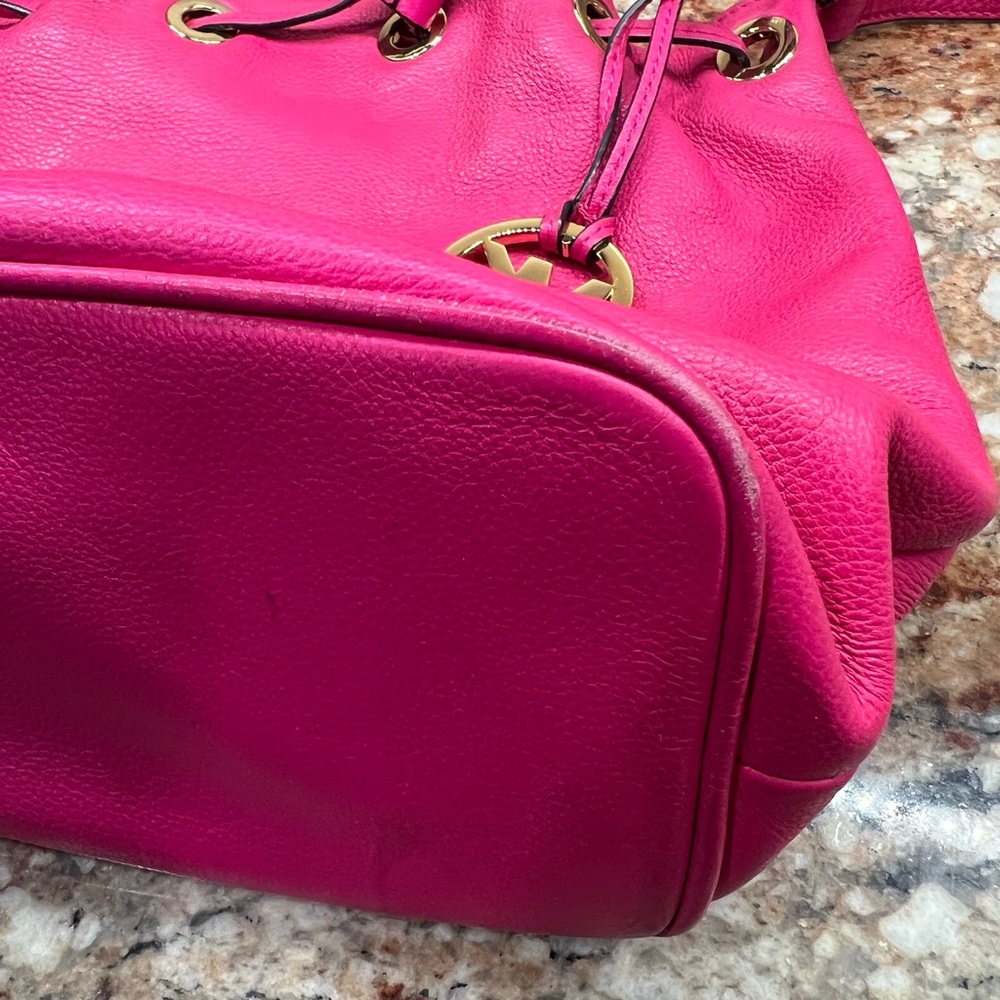 Michael Kors Pink Leather Shoulder Bag - Picture 9 of 13